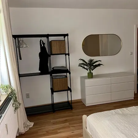 아파트 Stadtnahe 2-zimmer-wohnung In