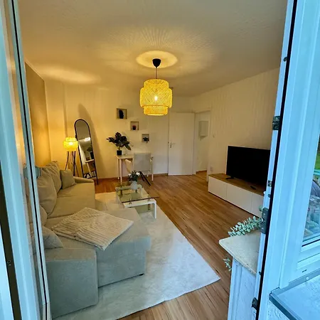 Stadtnahe 2-zimmer-wohnung In * 뤼베크